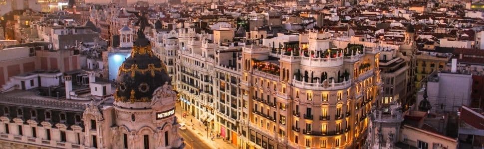 Cidades na Espanha: onde morar com a residência não lucrativa 🇪🇸